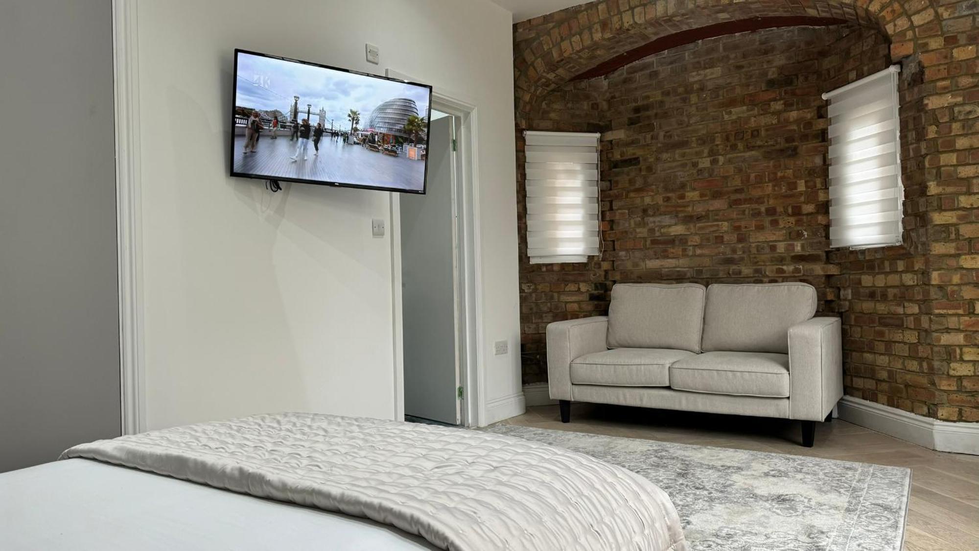 London Studios And Suites Harrow Exterior foto